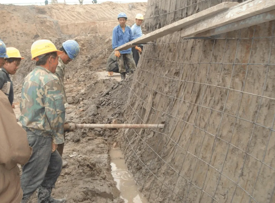 昌江常见基坑支护开挖事故的原因分析与处理方法